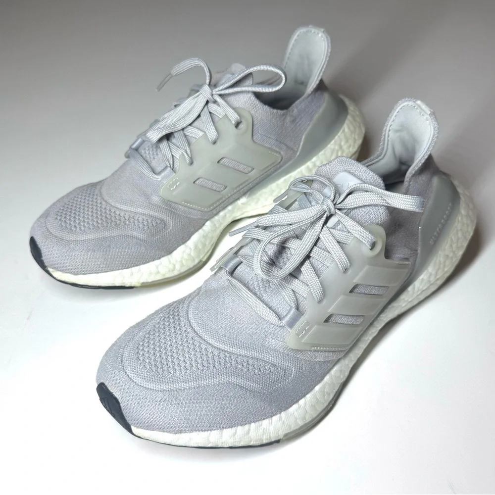 Adidas Men’s Ultraboost Athletic Gray Running Shoes Size- 6.5
